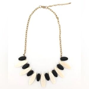 Omala NWT modern bib necklace